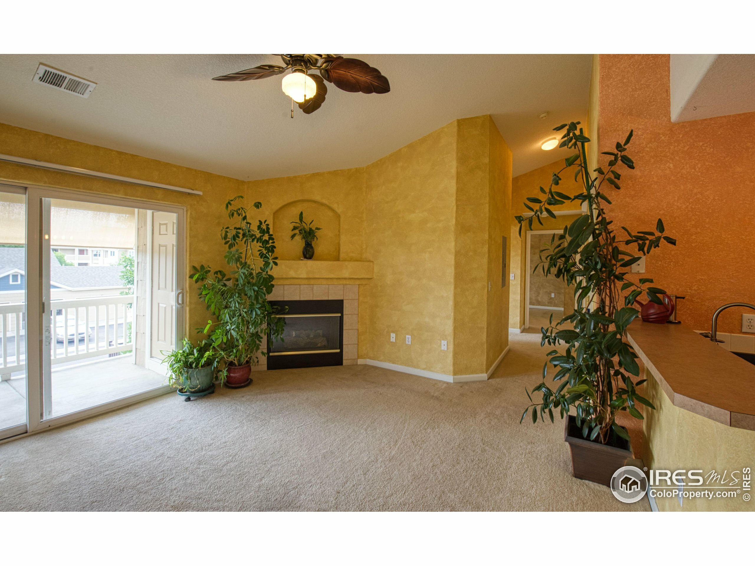 Property Photo:  3210 Boulder Cir 202  CO 80023 