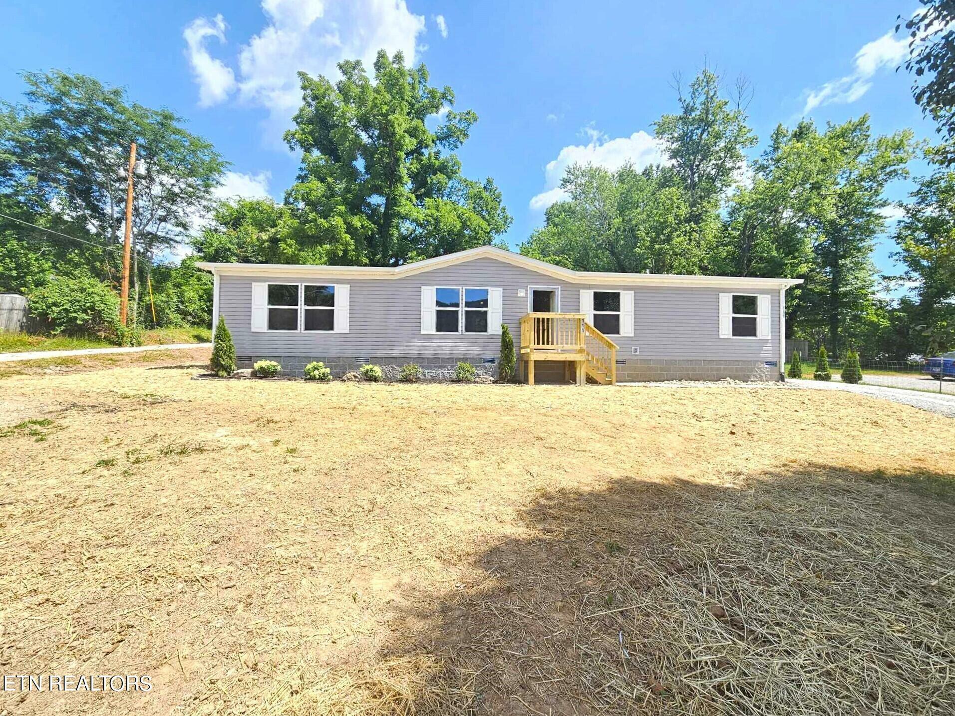 Property Photo:  111 Haggard St  TN 37748 