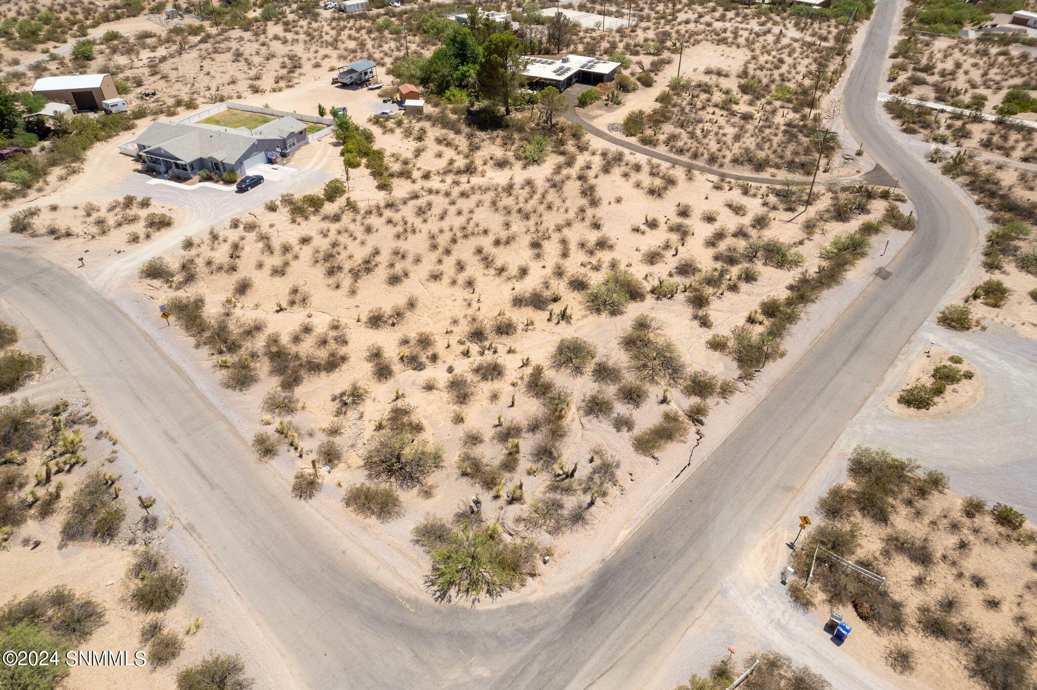 Property Photo:  5000 Acacia Road  NM 88011 