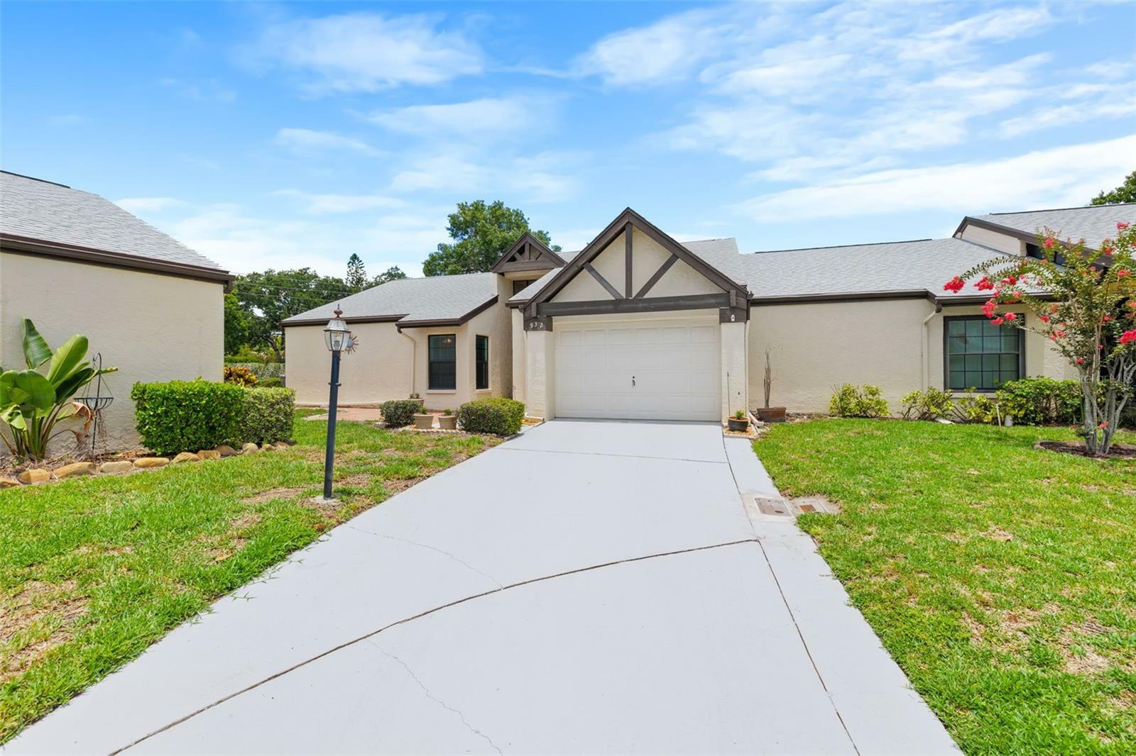 Property Photo:  932 Rosewood Lane  FL 34684 