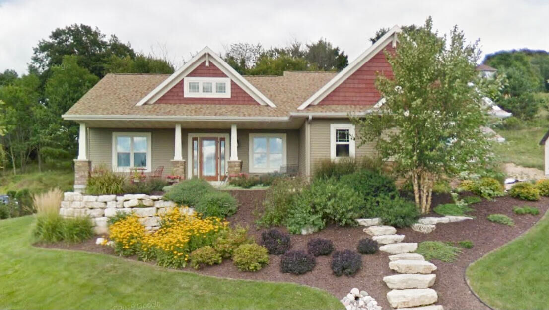 Property Photo:  2435 Spring Hill Way  WI 54650 
