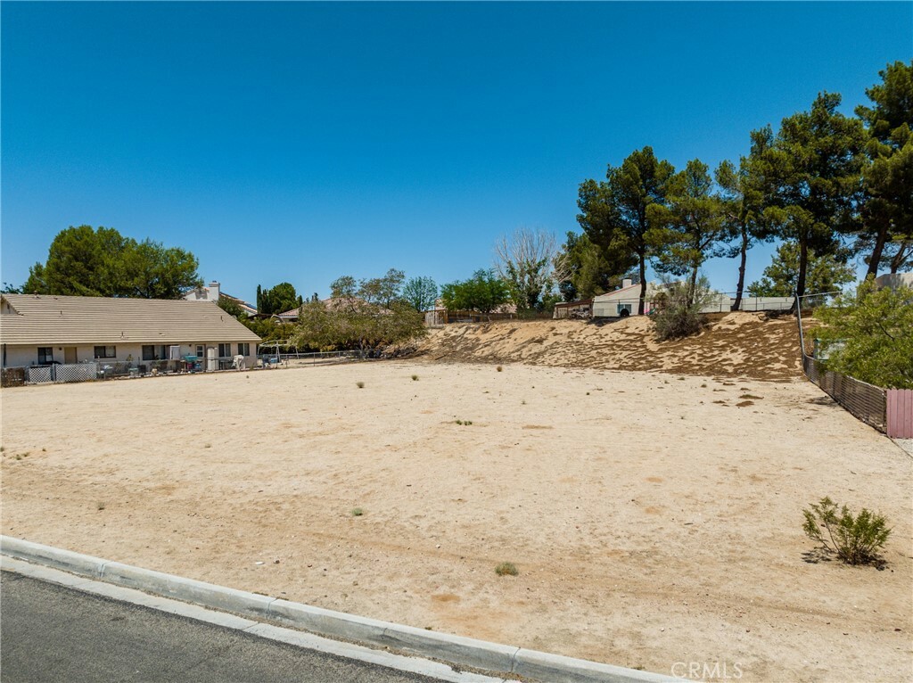 Property Photo:  27354 Outrigger Lane  CA 92342 