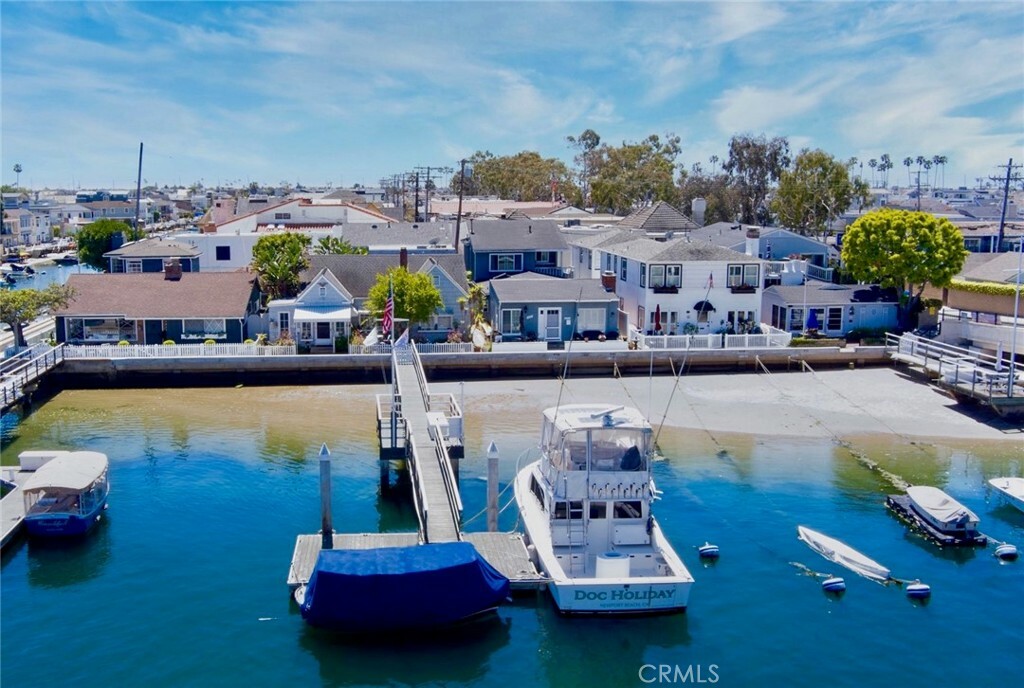 Property Photo: 1407 N Bay Front E CA 92662