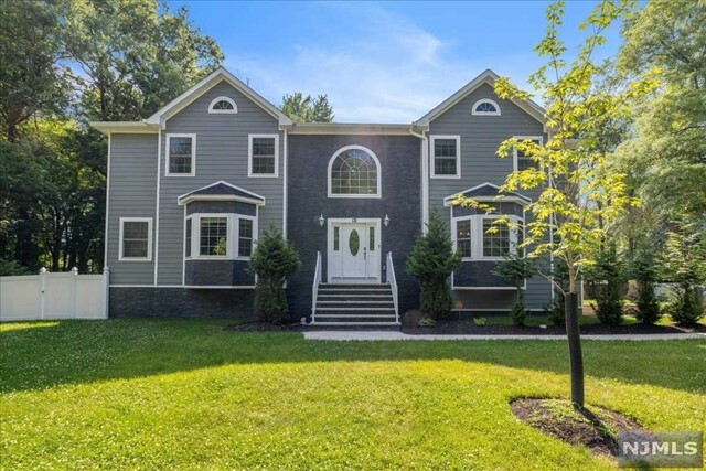 131 West Street  Closter NJ 07624 photo