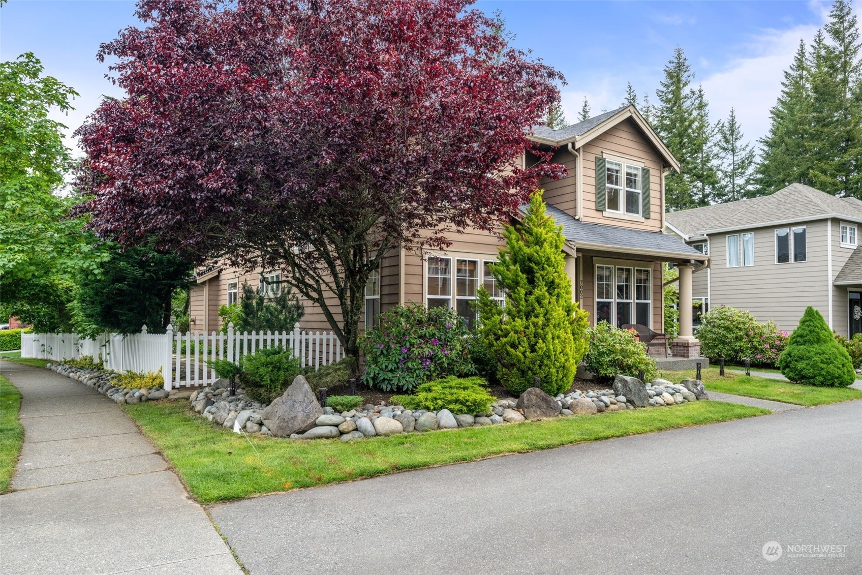 Property Photo: 7002 Curtis Drive SE WA 98065