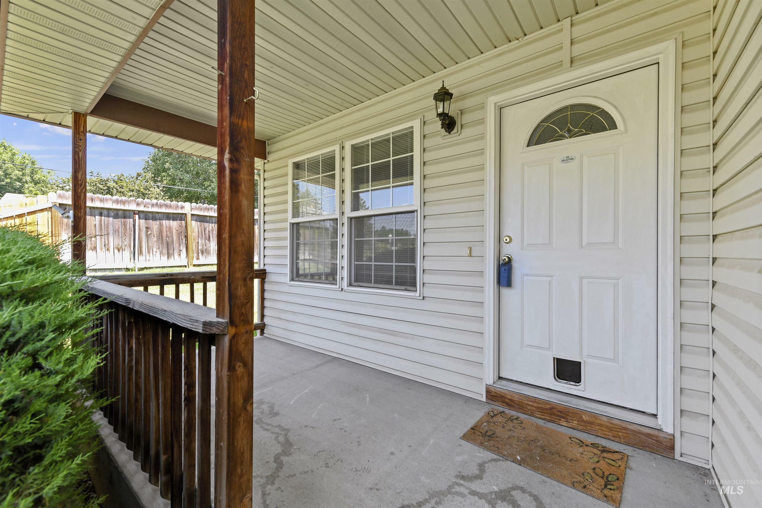 Property Photo:  419 Andrew Crt  ID 83605-1912 