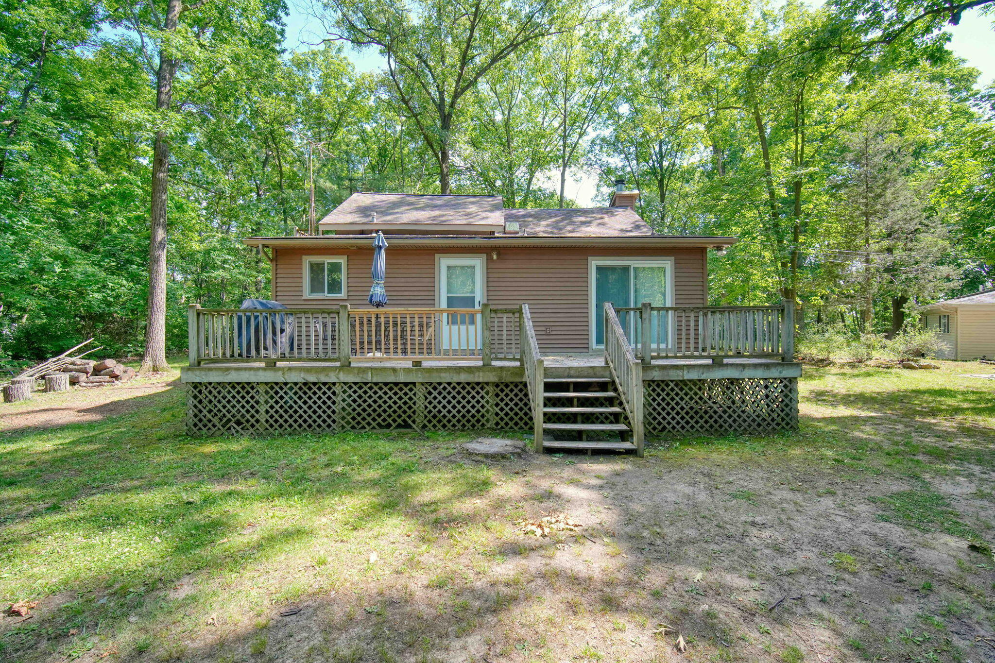 Property Photo:  1777 Elmwood Court  MI 49230 