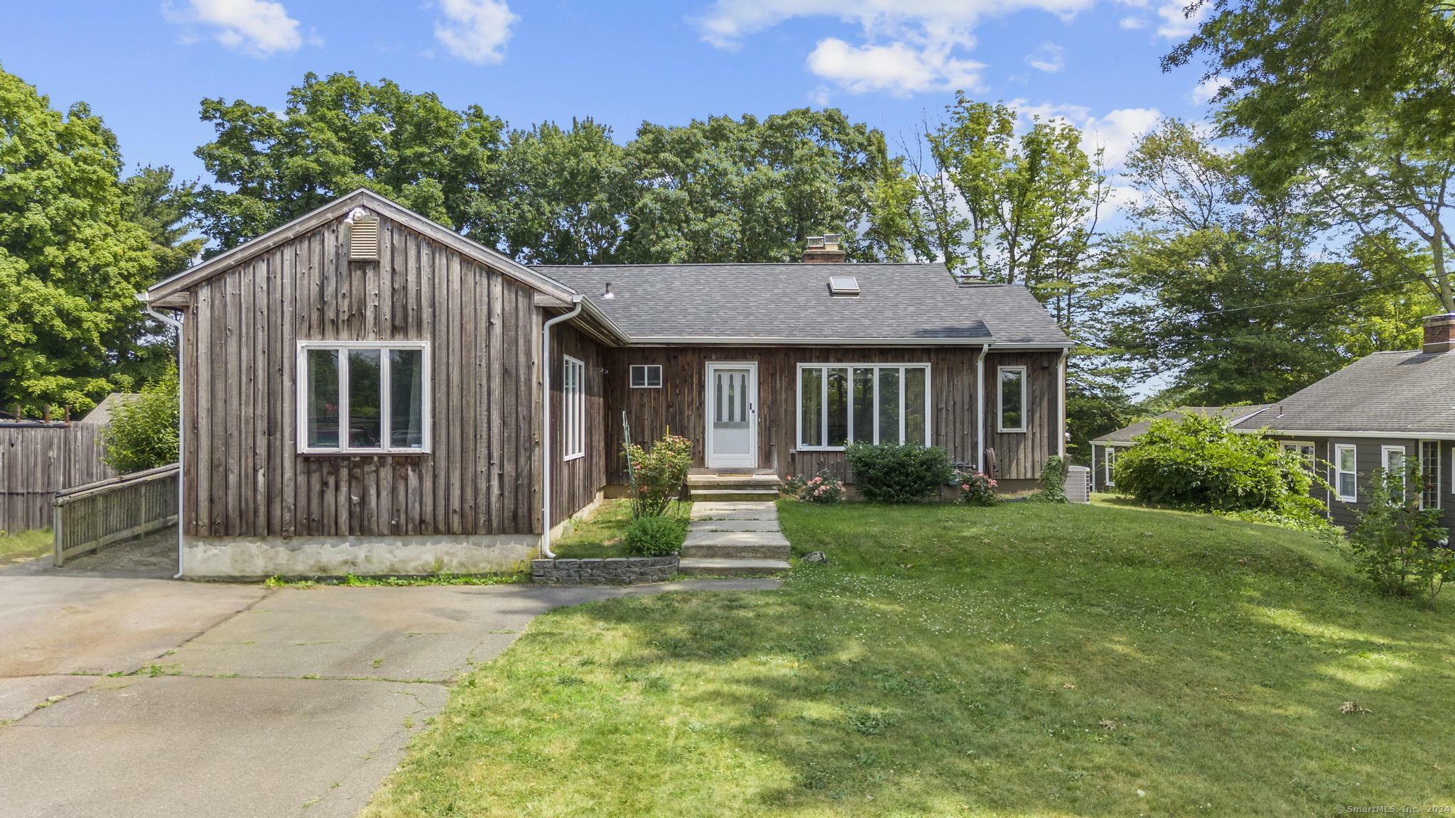 Property Photo:  310 Benham Hill Road  CT 06516 