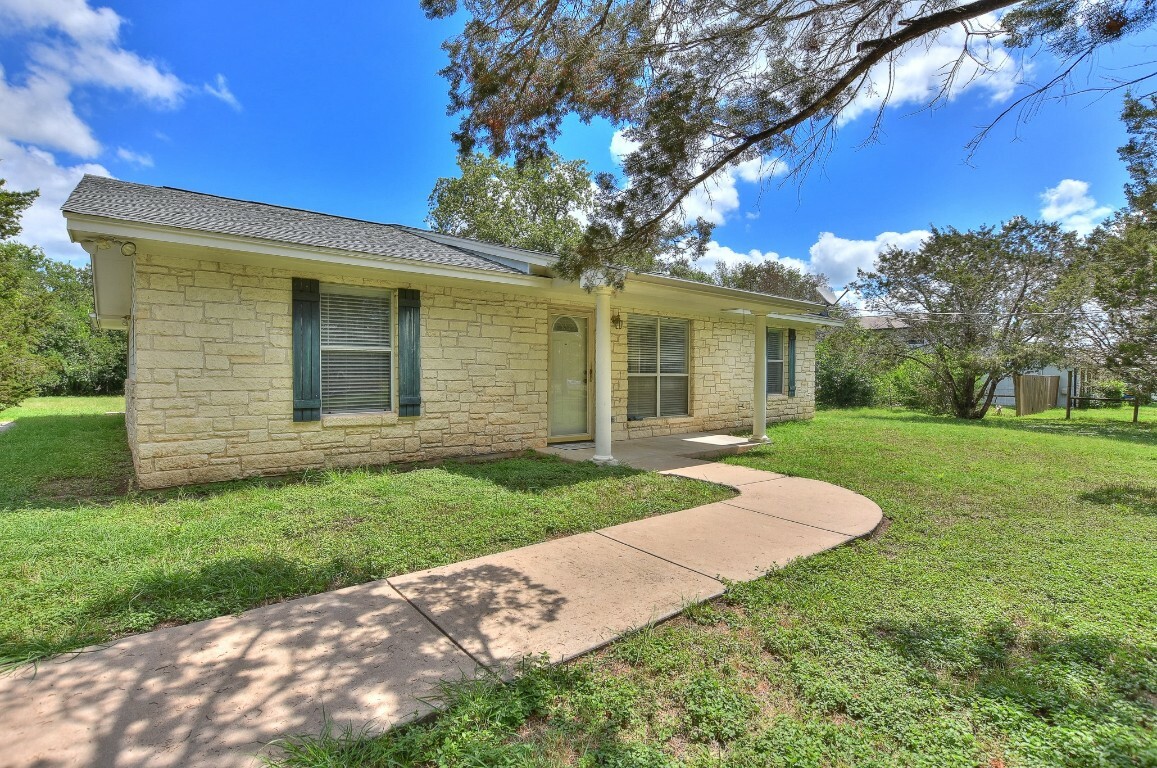 Property Photo:  2350 Fm 3405 Road  TX 78633 