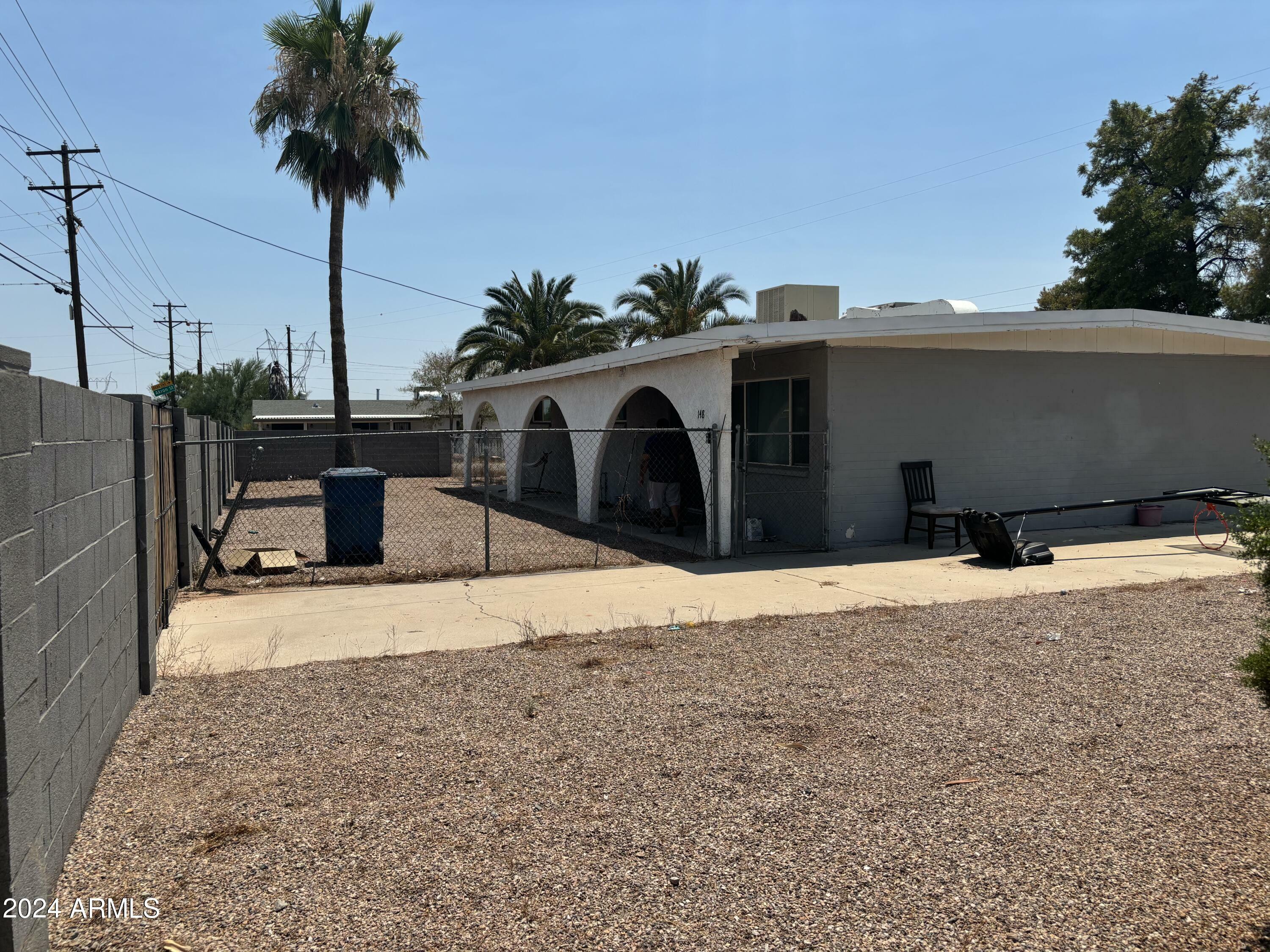 Property Photo:  148 N Crismon Road  AZ 85207 