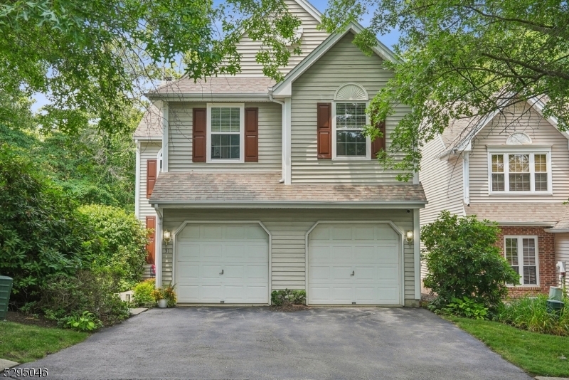 Property Photo:  31 Sycamore Way  NJ 07856 