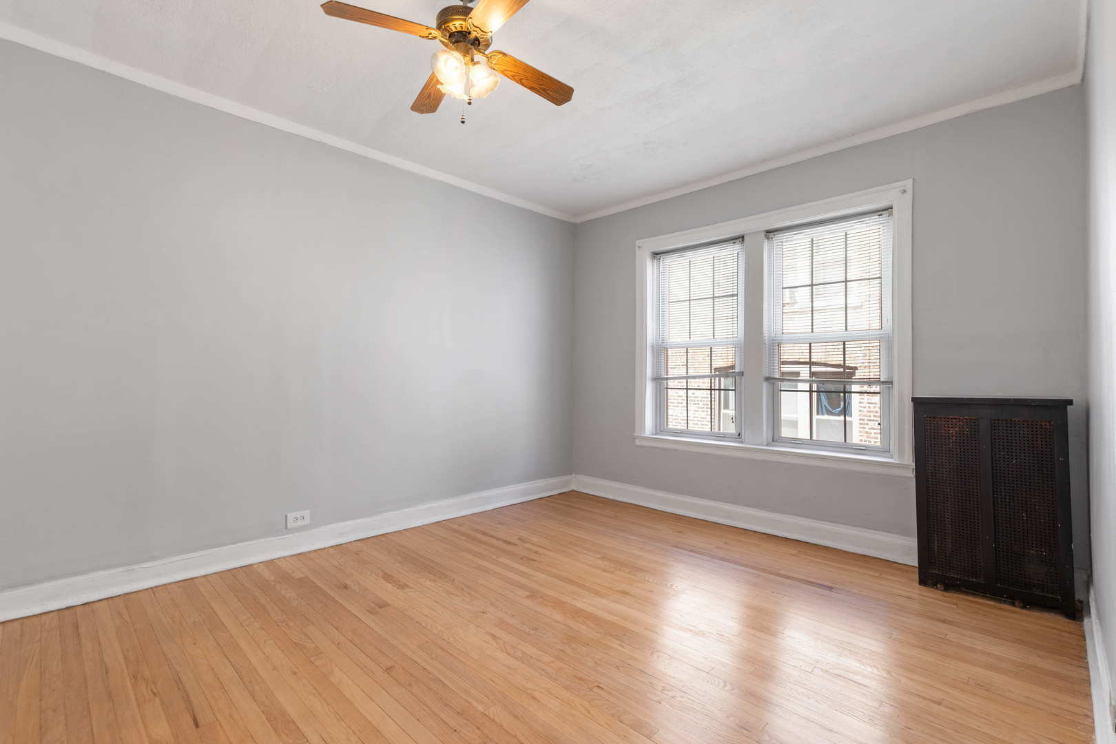 Property Photo:  4912 S Drexel Boulevard 2N  IL 60615 