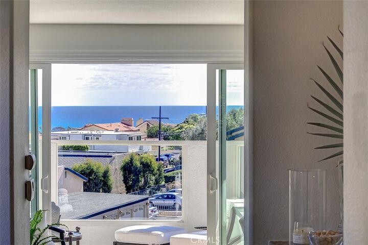 Property Photo:  24352 Vista Point Lane  CA 92629 