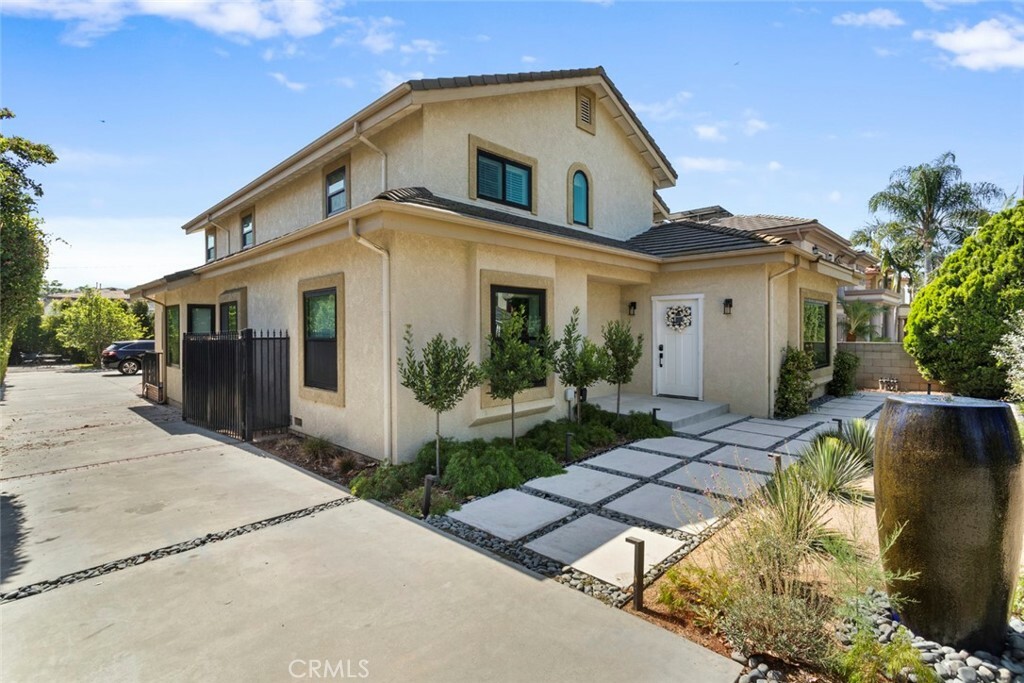 Property Photo: 2812 Winthrop Avenue CA 91007