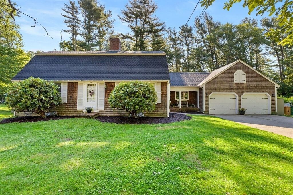 Property Photo:  52 High St  MA 02359 