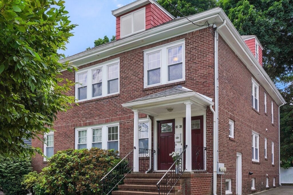 Property Photo:  39 Channing Road 2  MA 02478 