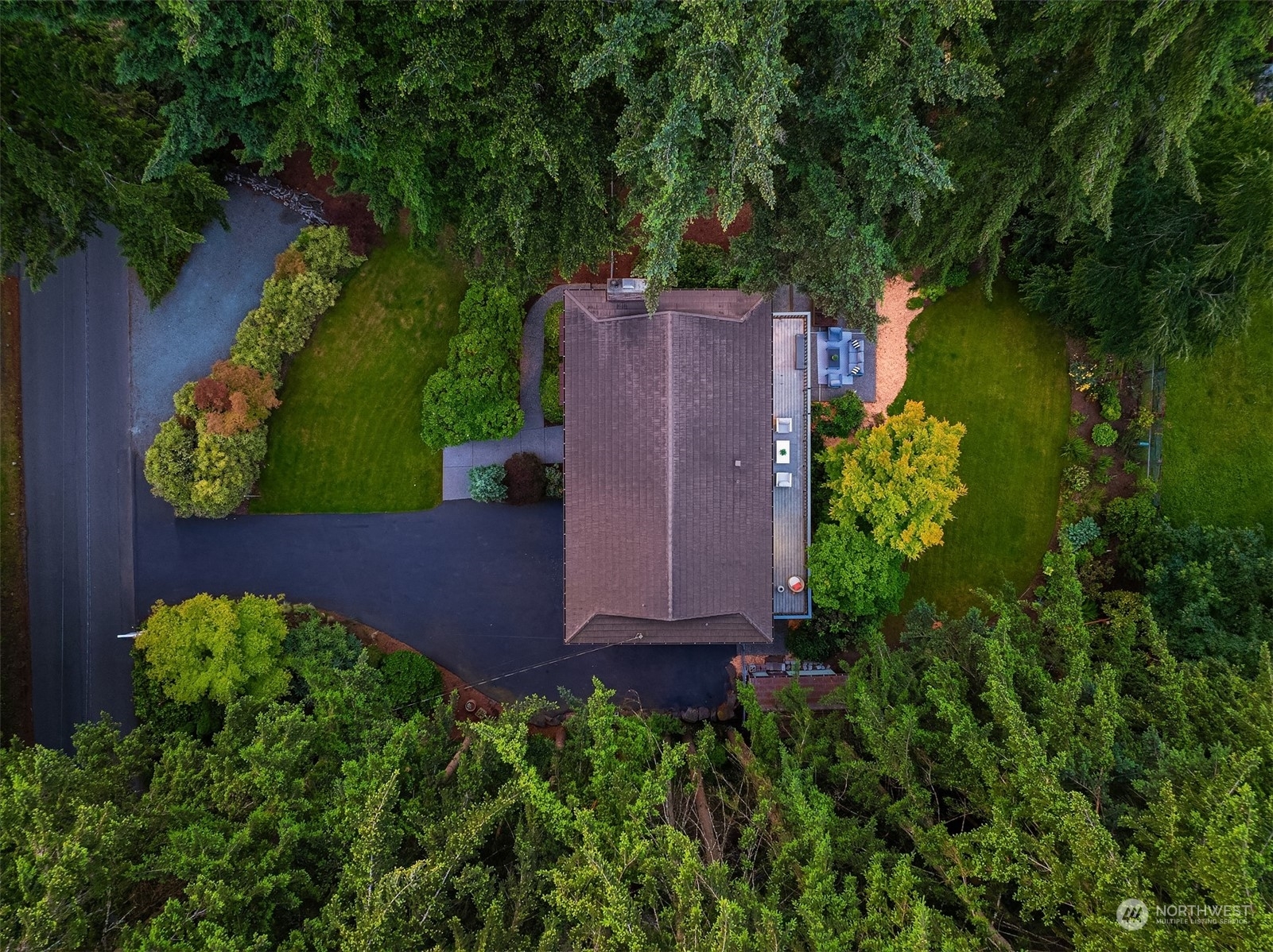 Property Photo:  23525 3rd Avenue SE  WA 98021 