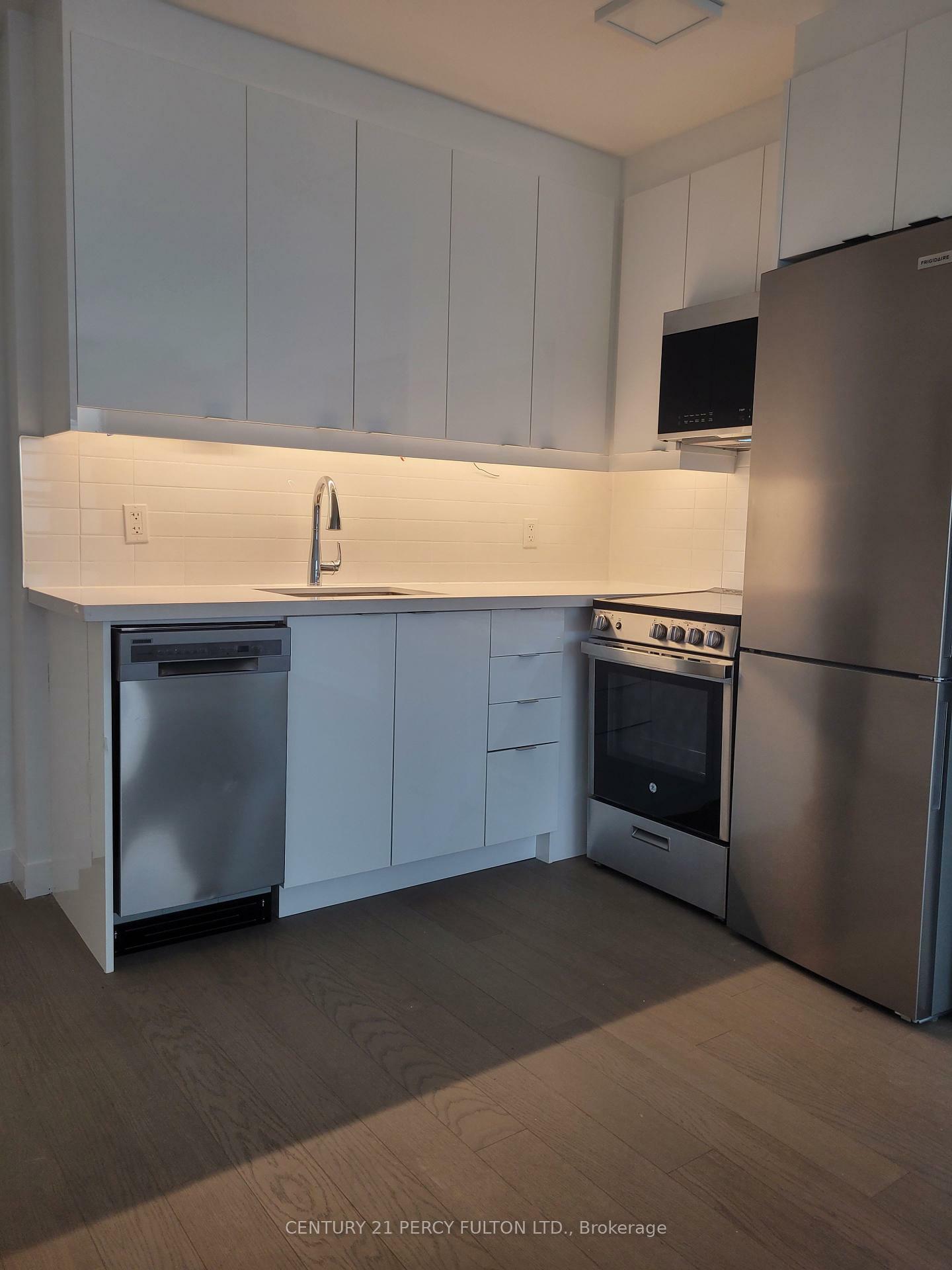 Property Photo: 478 Caledonia Road 305 ON M6E 4V2