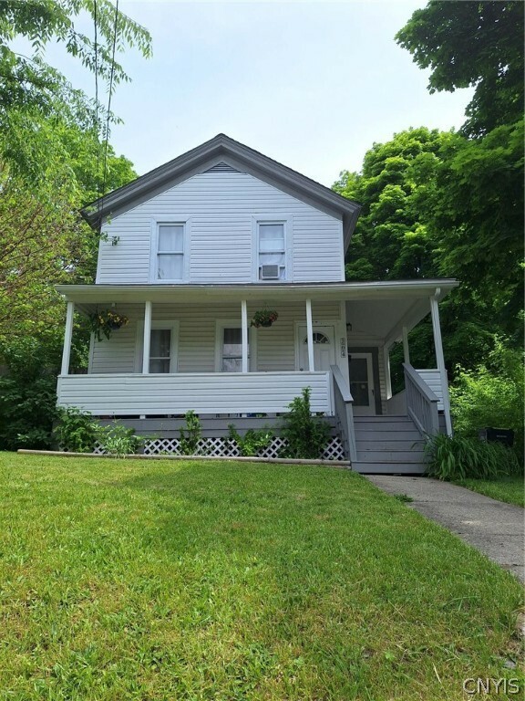 304 Milton Avenue  Syracuse NY 13204 photo