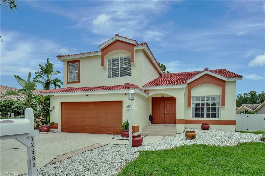 Property Photo:  12380 Eagle Pointe Cir  FL 33913 