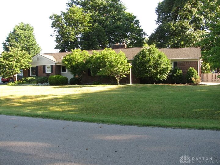109 Cheltenham Drive  Dayton OH 45459 photo
