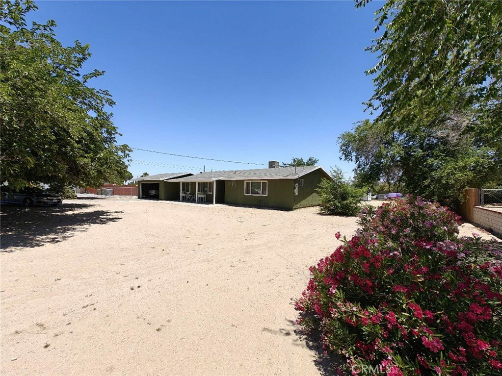 Property Photo:  18840 Juniper Street  CA 92345 