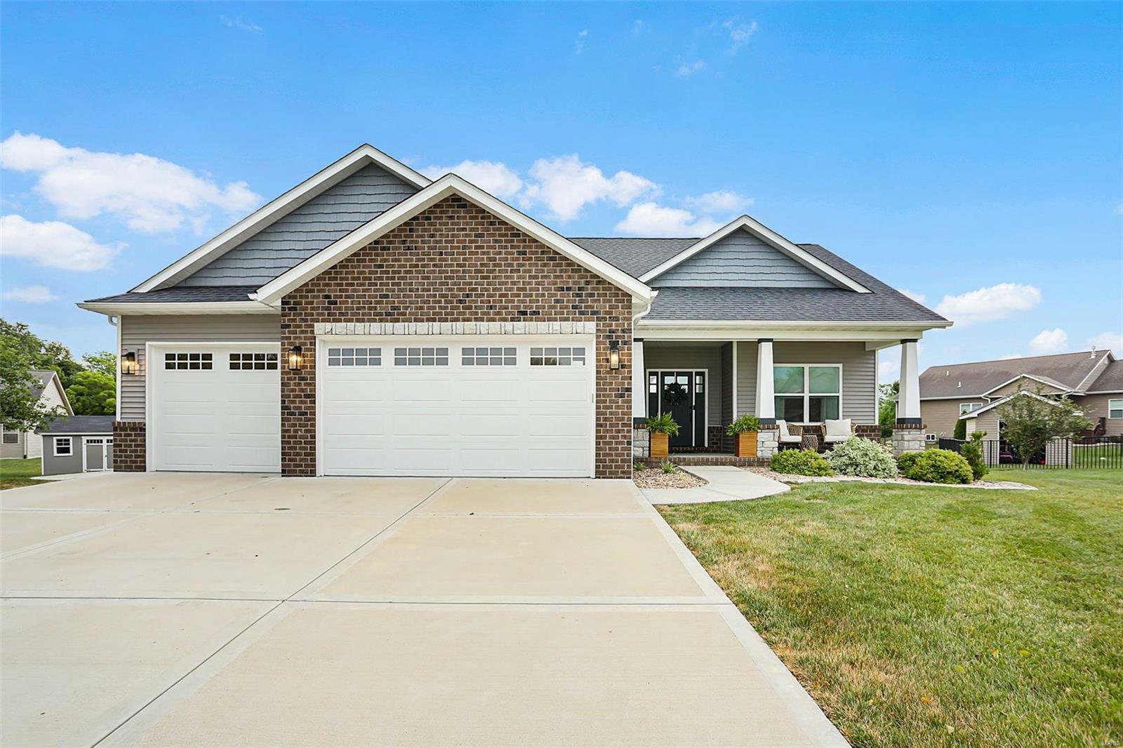 Property Photo:  10 Glenwood Court  IL 62294 