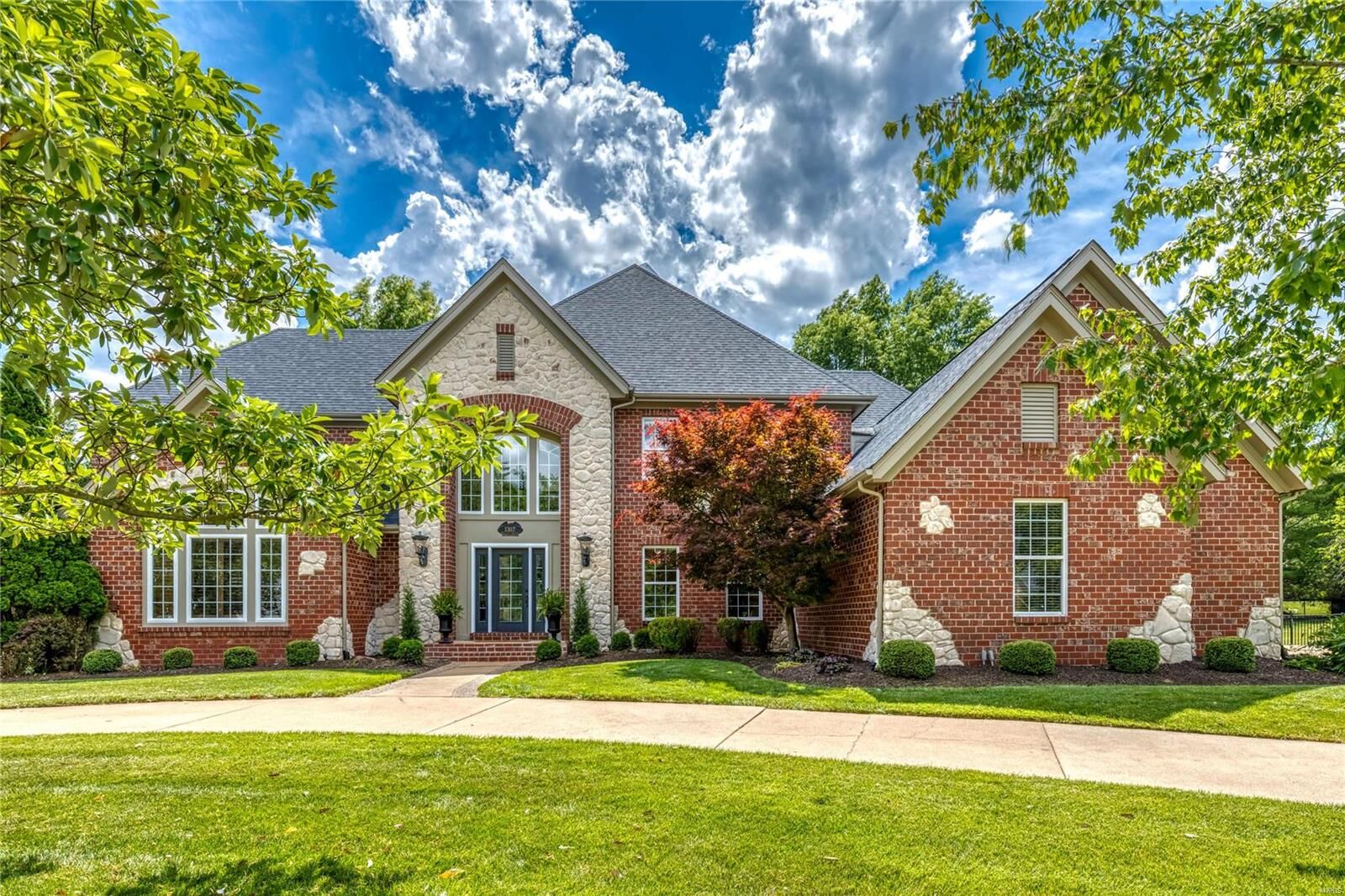 Property Photo: 1307 Windgate Way Court MO 63005