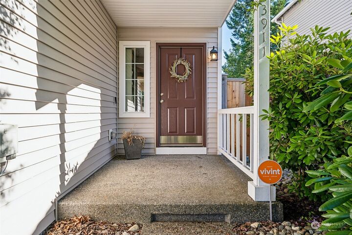 Property Photo:  23911 SE 282nd Street  WA 98038 