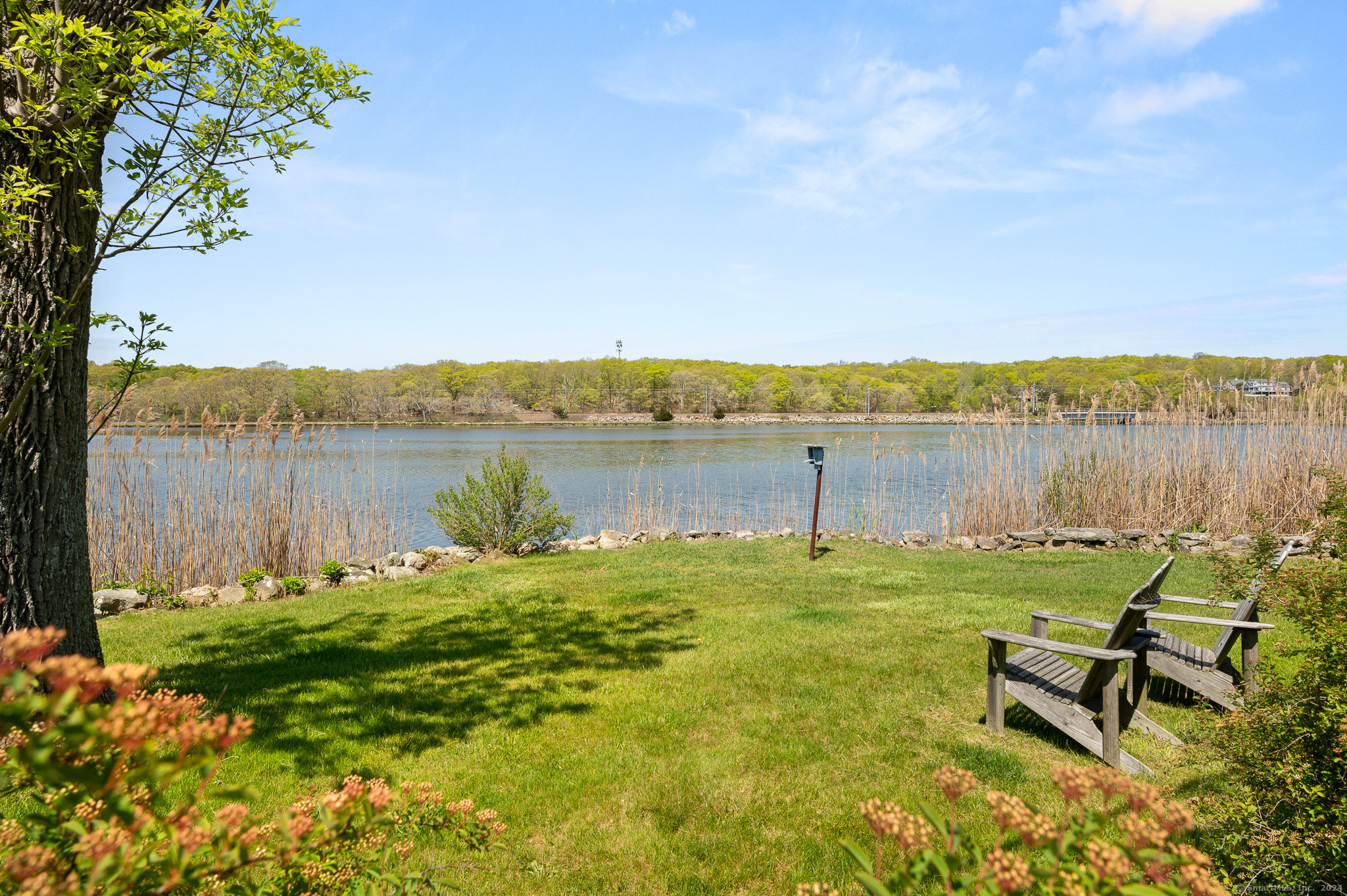 Property Photo:  84 Old Black Point Road Road  CT 06357 