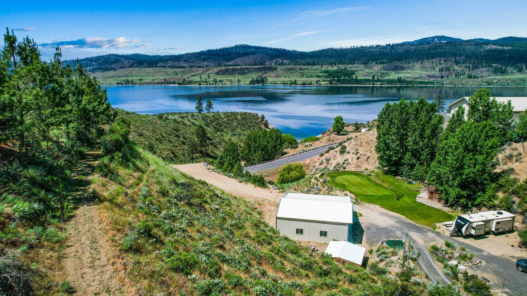 Property Photo:  41870 N Deer Meadows Dr  WA 99122 