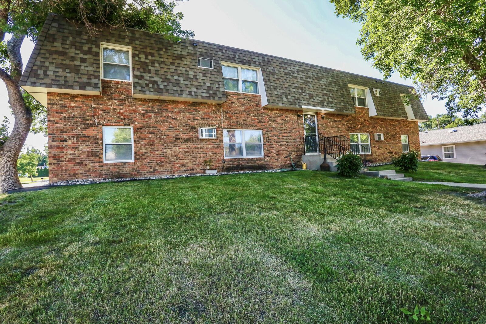 Property Photo: 724 S Congress St SD 57401