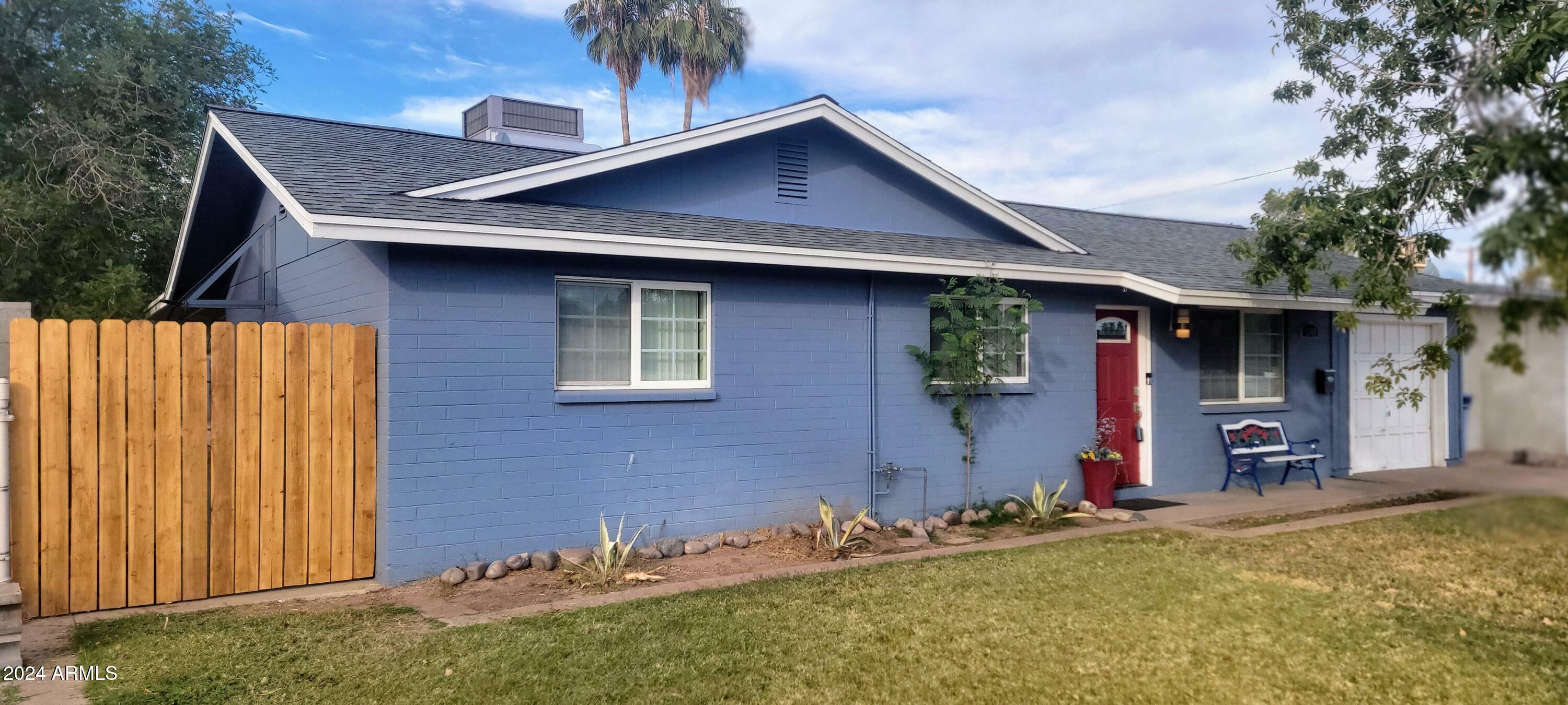 Property Photo:  1360 W 15th Street  AZ 85281 