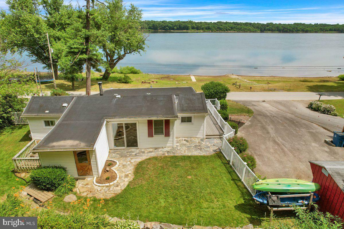 Property Photo:  6056 River Drive  PA 17406 