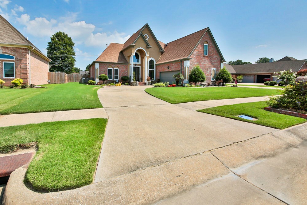 Property Photo:  1303 Brentwood Drive  AR 72301 