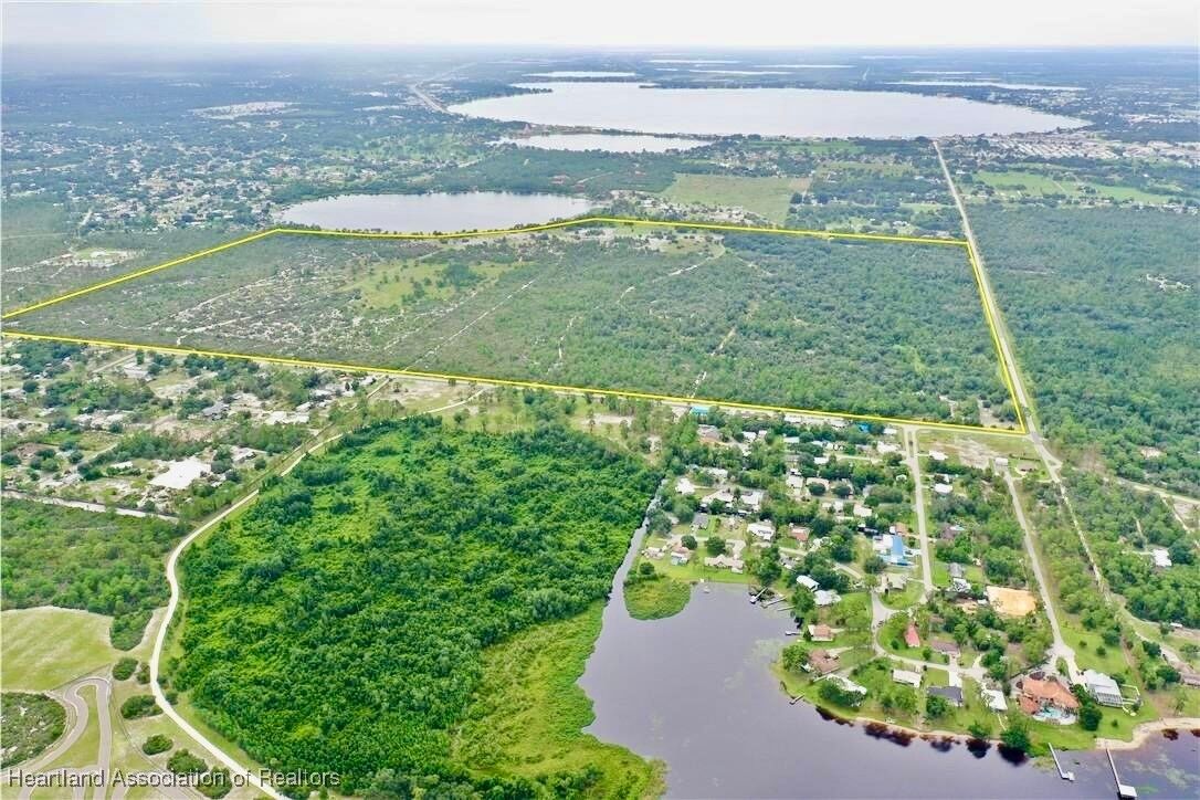 Property Photo: 5525 Sparta Road FL 33875