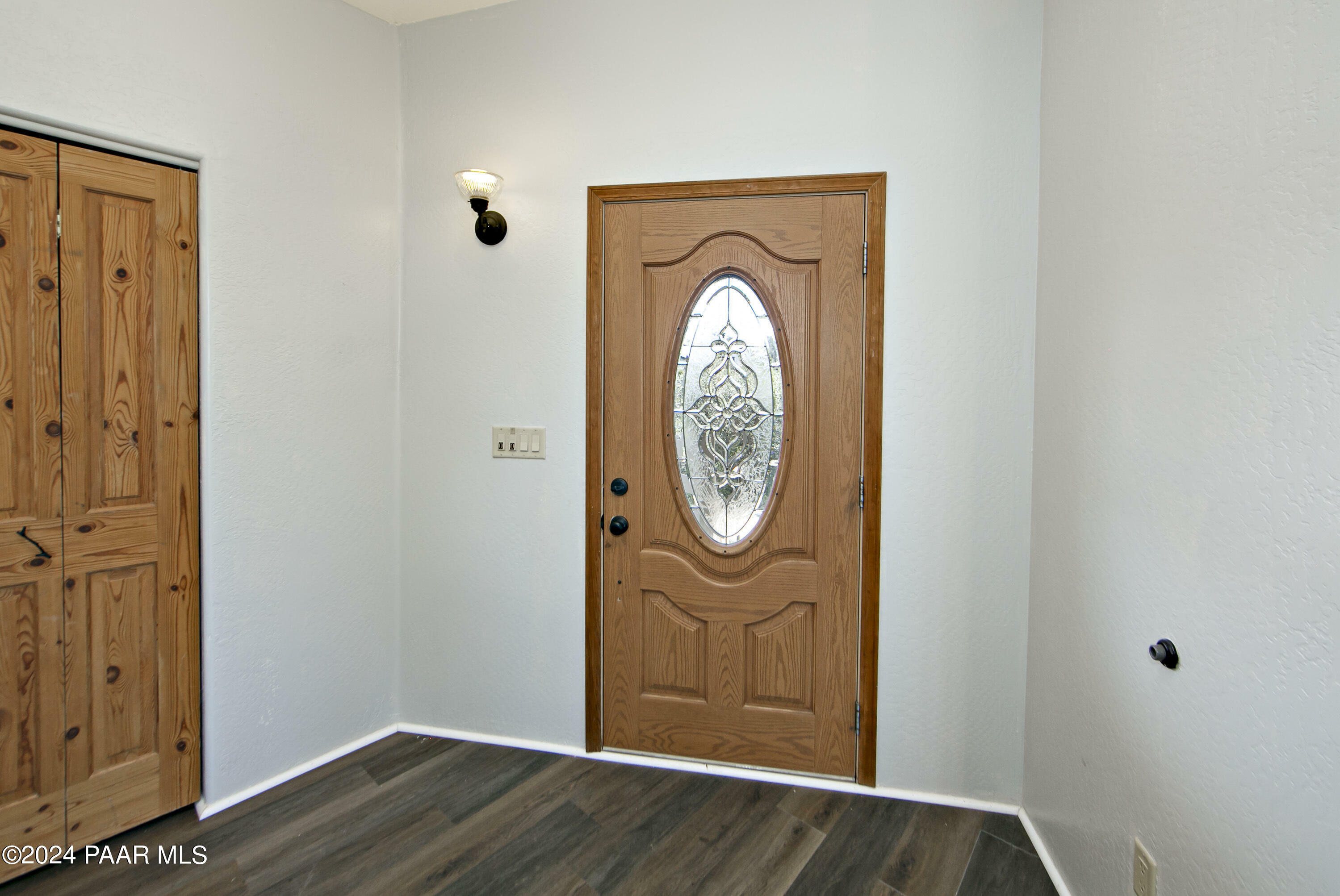 Property Photo:  1350 W Cliff Rose Road  AZ 86305 