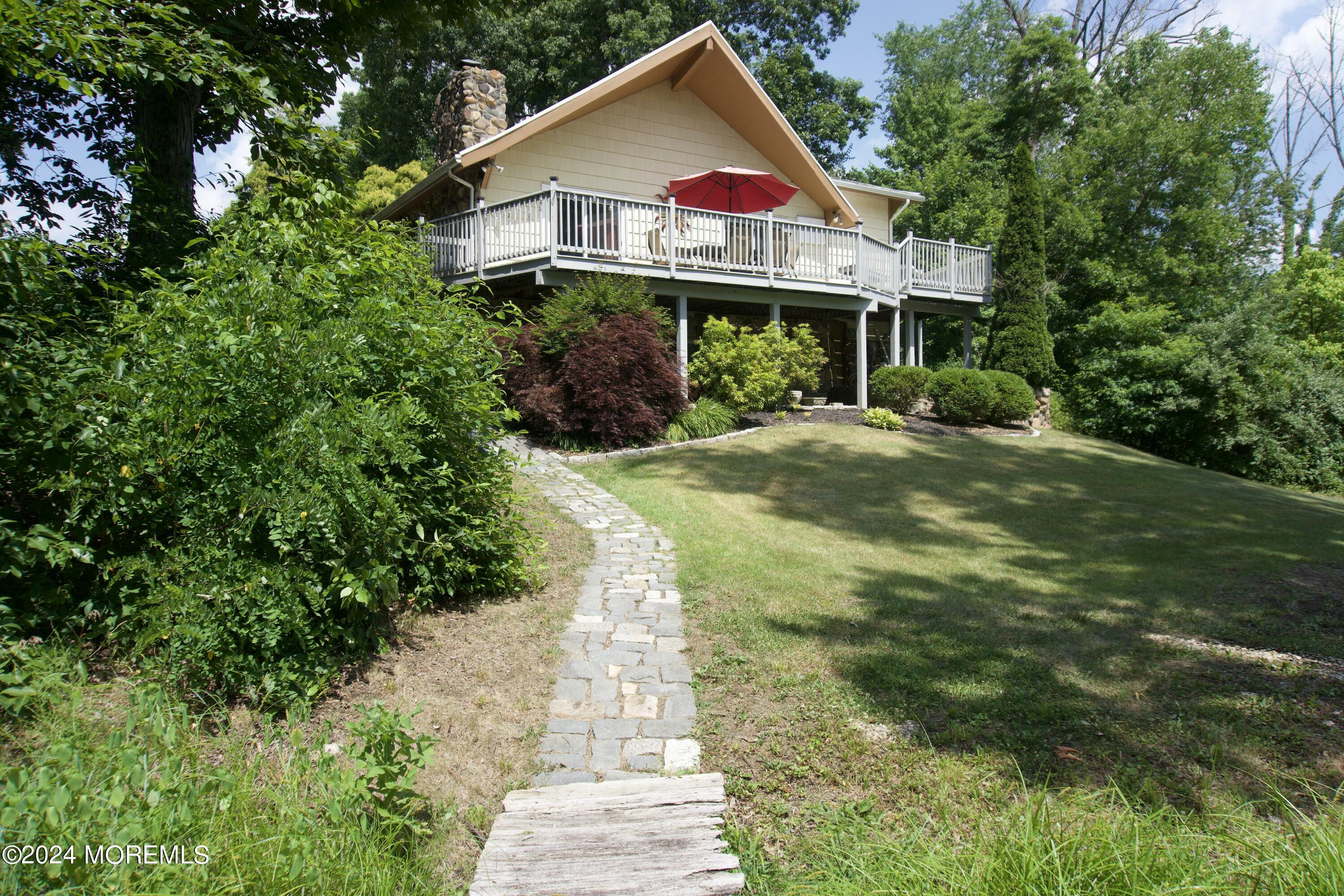 Property Photo:  5 Hutchinson Road  NJ 08501 