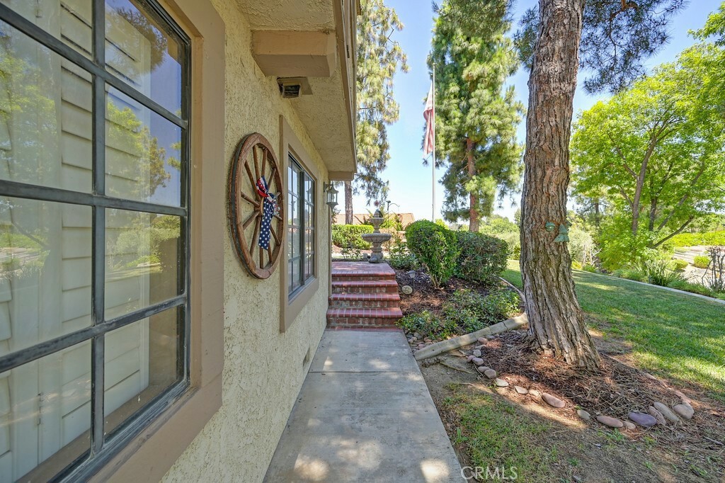 Property Photo:  29620 Valle Olvera  CA 92591 