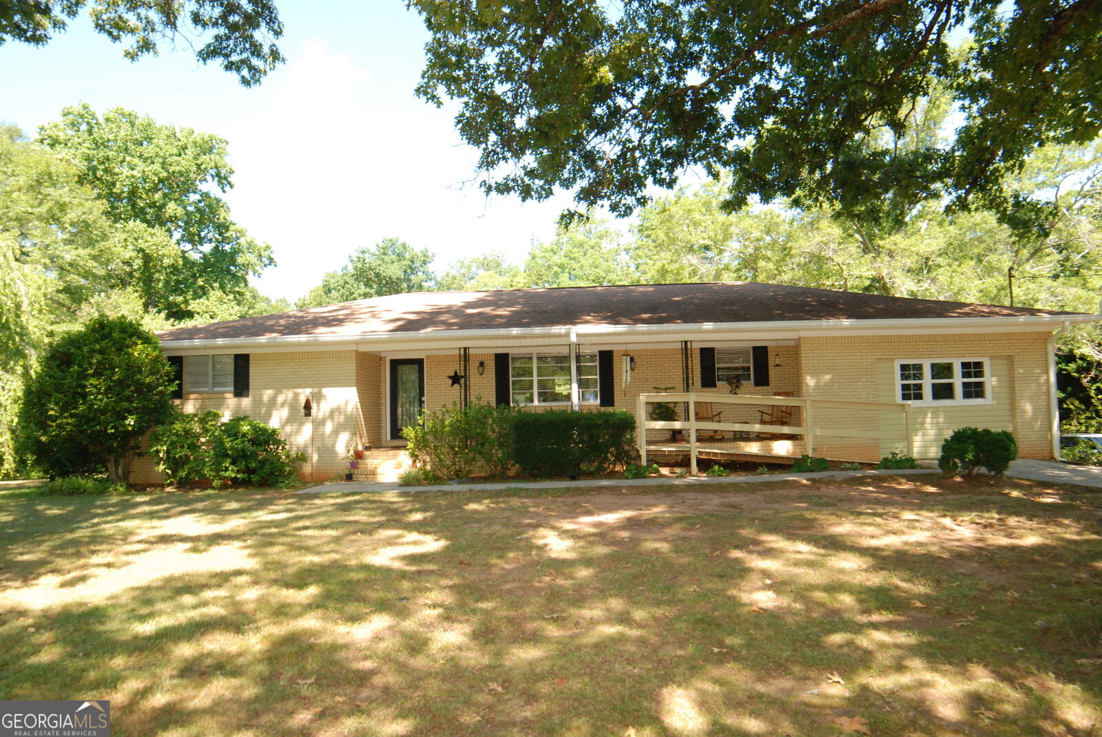Property Photo: 155 Bar J Road GA 30179