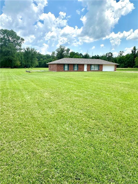 Property Photo:  1429 Green Acres Drive  LA 71405 