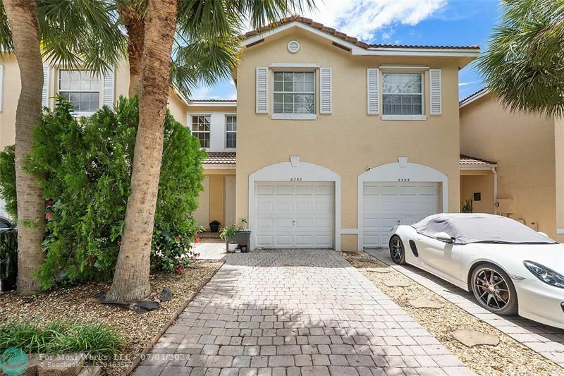 Property Photo:  6383 Landings Way 6383  FL 33321 