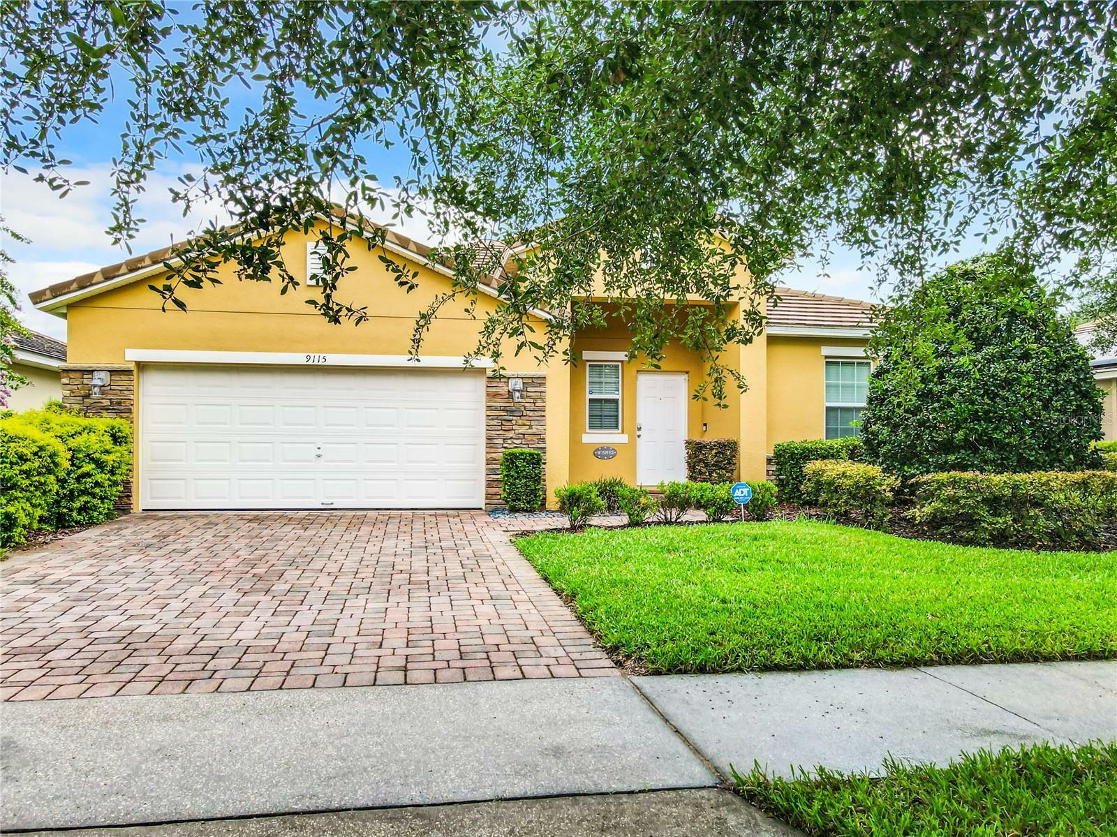 Property Photo: 9115 Stromboli Court FL 34747