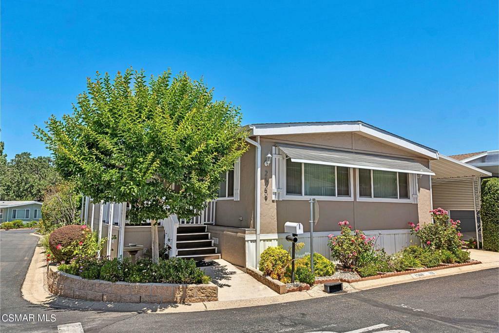 Property Photo:  2569 Thunderbird Drive 112  CA 91362 