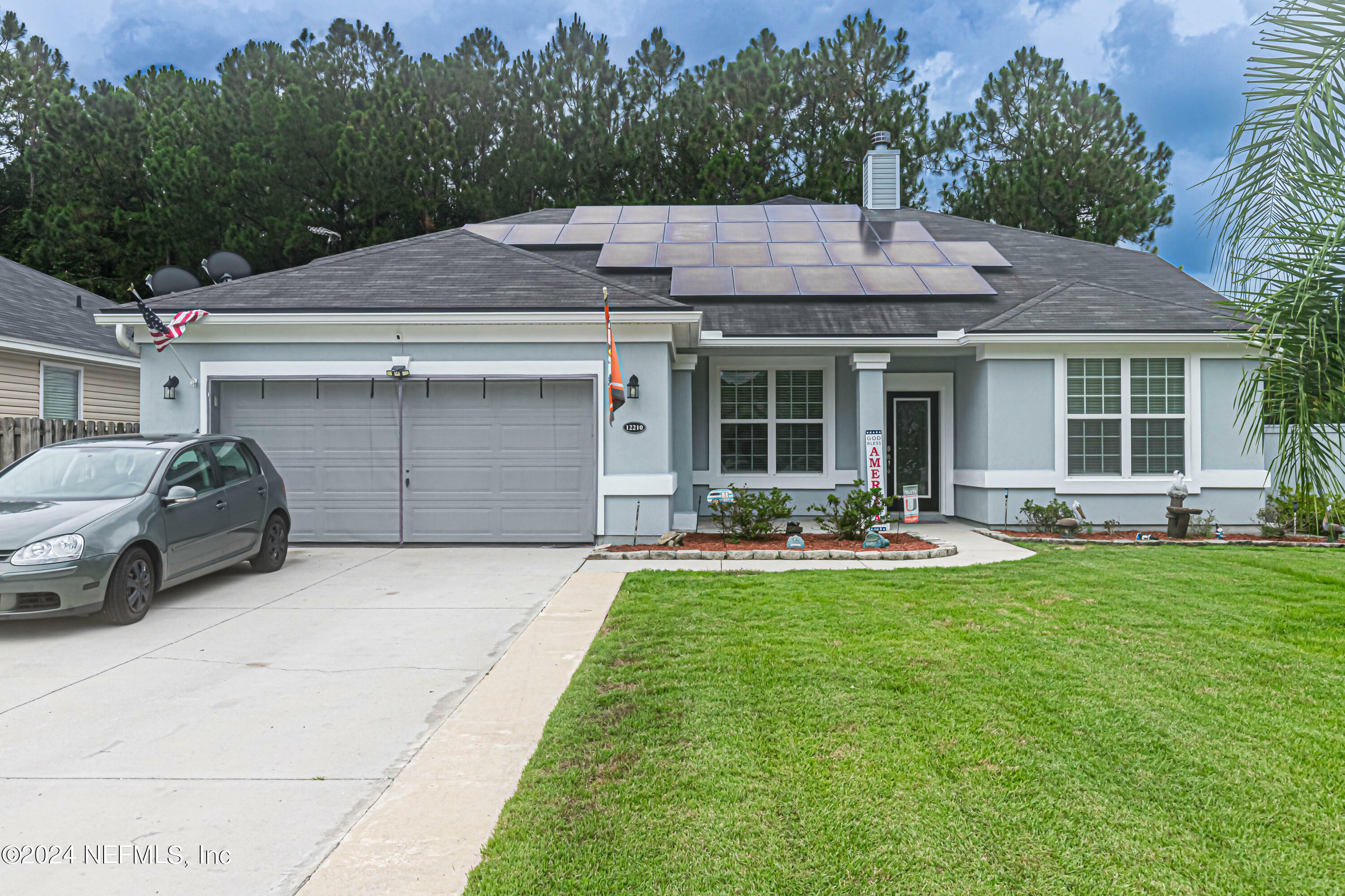 Property Photo:  12210 Jade Point Court  FL 32218 