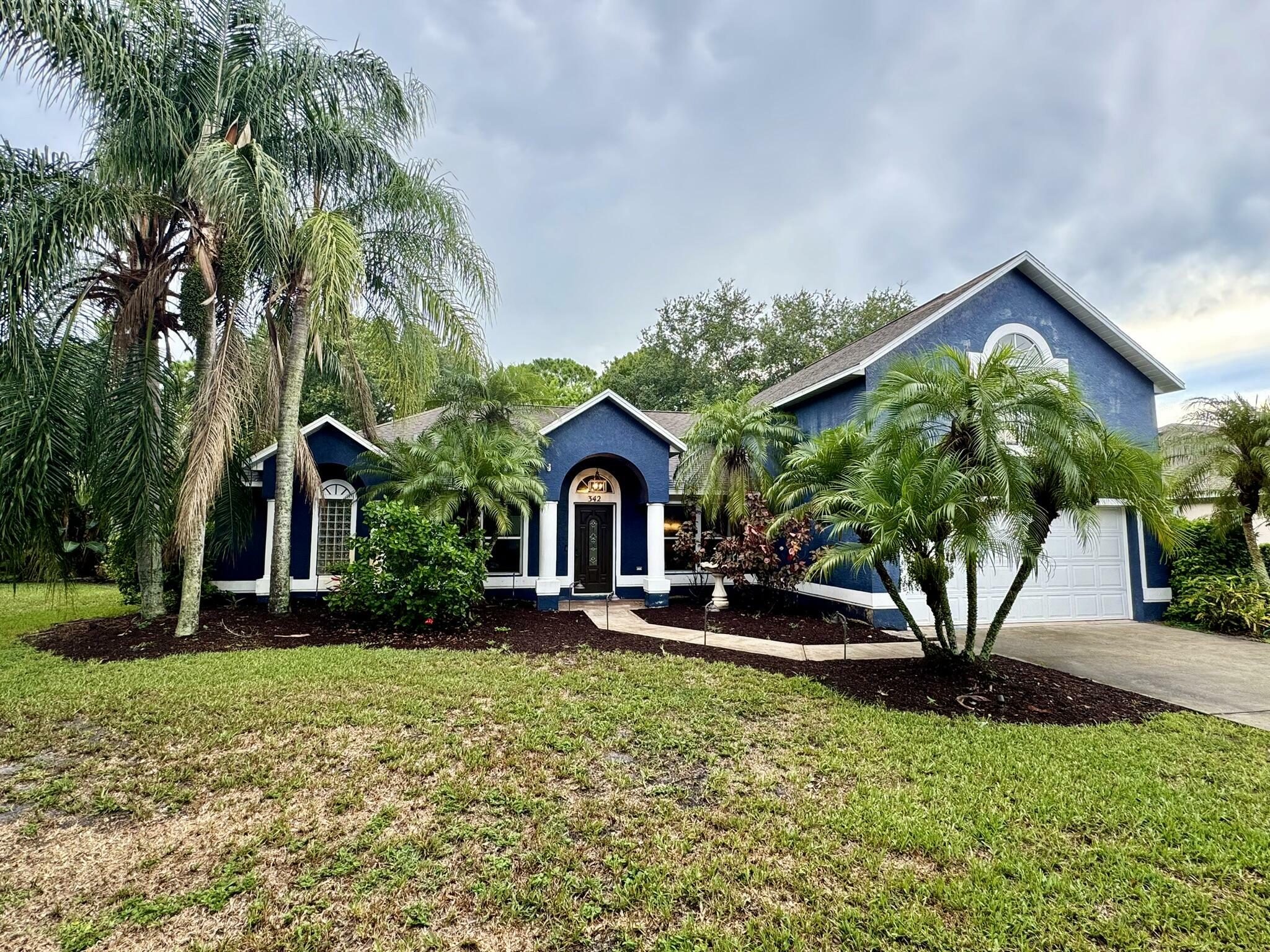 Property Photo:  342 SW Panther Trace  FL 34953 