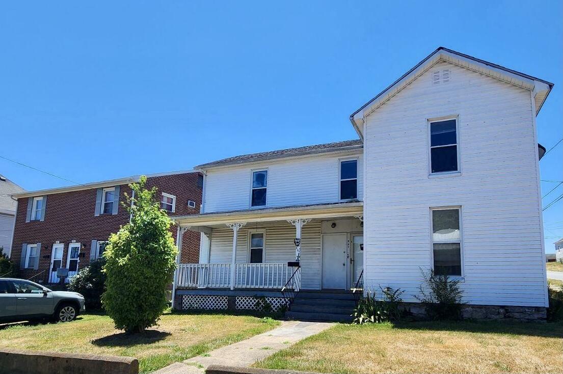 Property Photo:  237 W Cleveland Ave  VA 24179 