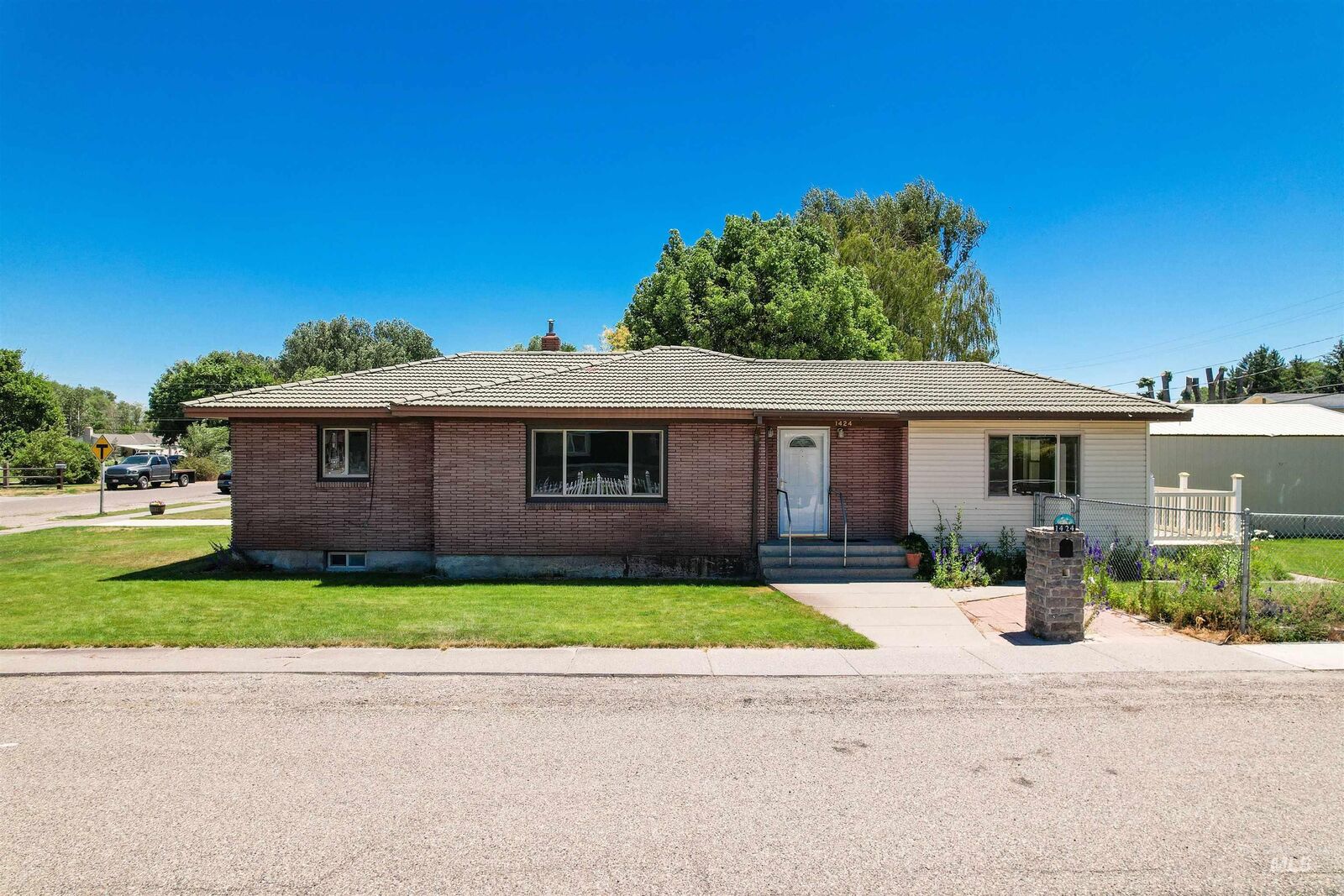 Property Photo:  1424 E Street  ID 83350 