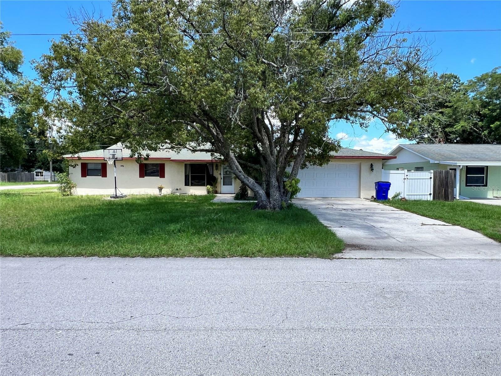 1501 Montana Avenue  Saint Cloud FL 34769 photo