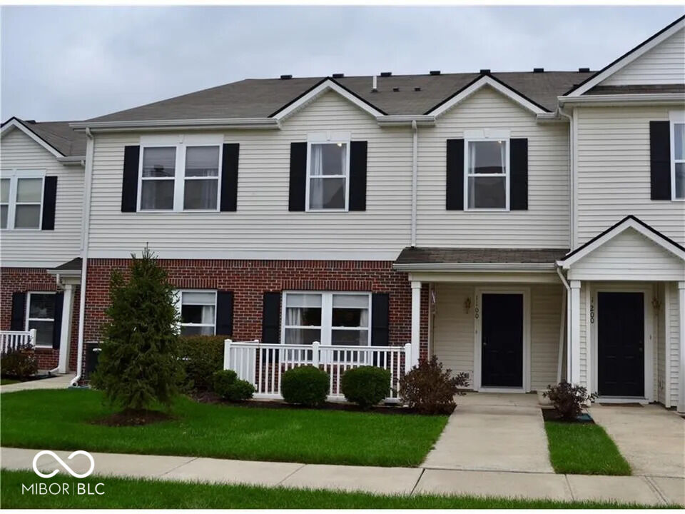 Property Photo: 12175 Bubbling Brook Drive 1100 IN 46038